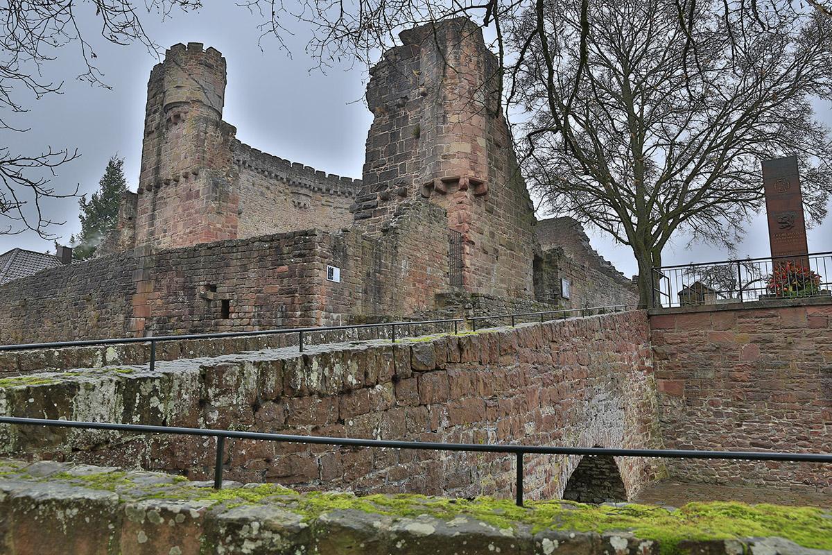 Ansicht der Burgfeste Dilsberg