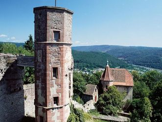 Luftaufnahme der Burgfest Dilsberg